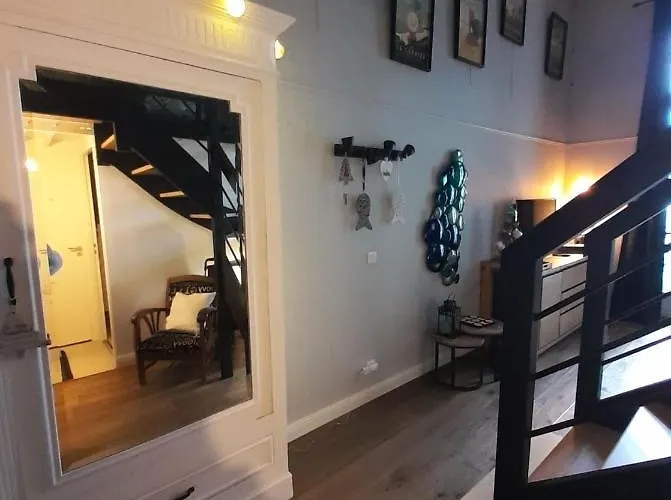 Daire En Duplex Esprit Loft Avec Balcon Vue Mer, Et Piscine Exterieure Le Croisic