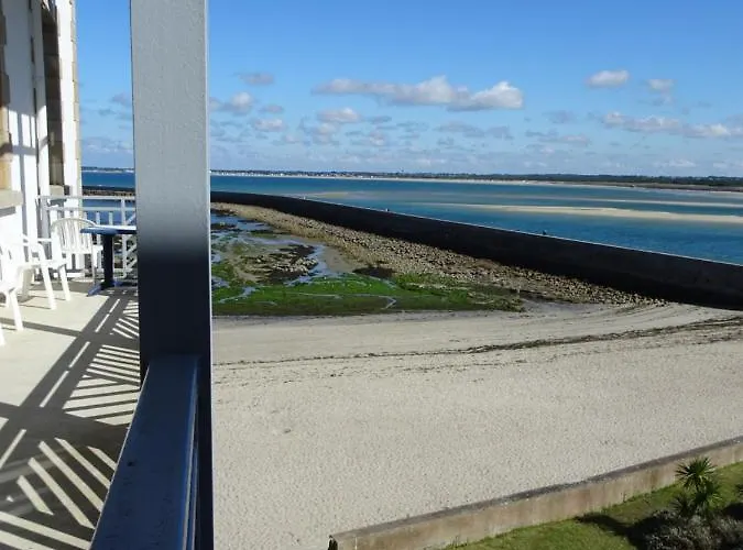 En Duplex Esprit Loft Avec Balcon Vue Mer, Et Piscine Exterieure * Le Croisic